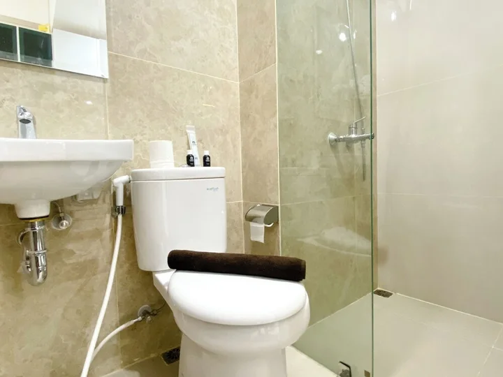 Депок: Best Deal And Cozy Studio Room Transpark Cibubur Apartment