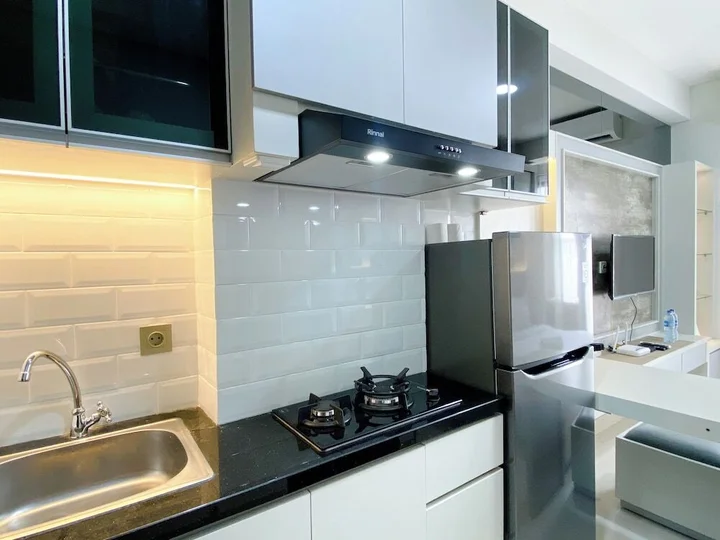 Депок: Best Deal And Cozy Studio Room Transpark Cibubur Apartment