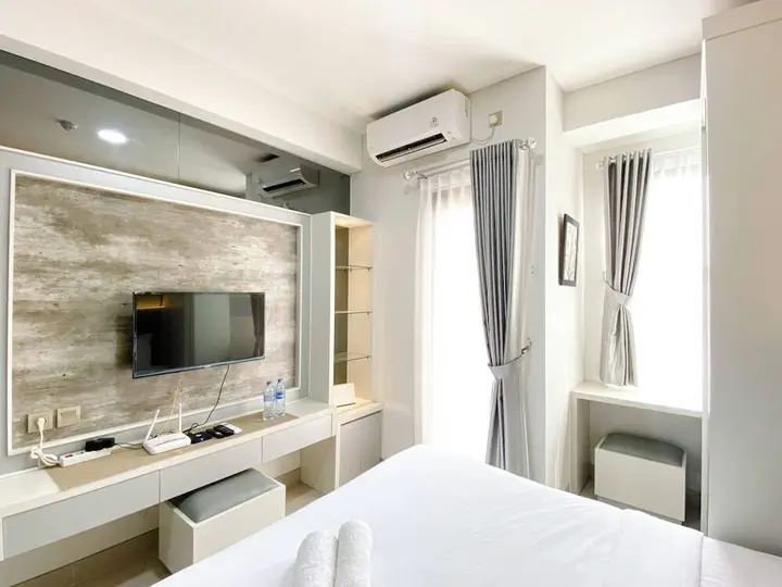 Депок: Best Deal And Cozy Studio Room Transpark Cibubur Apartment