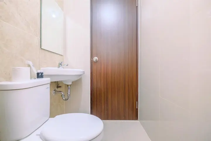 Депок: Modern And Comfort 2Br Transpark Cibubur Apartment
