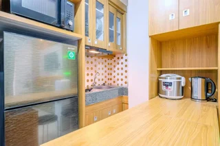 Депок: Modern And Comfort 2Br Transpark Cibubur Apartment