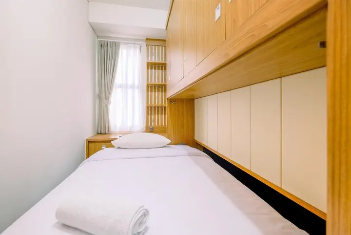 Депок: Modern And Comfort 2Br Transpark Cibubur Apartment