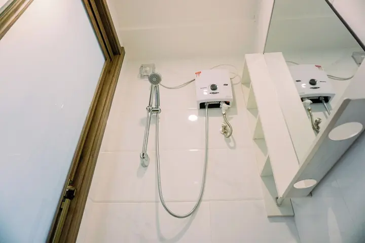 Тангеранг: Warm And Simply Studio Room Sky House Alam Sutera Apartment