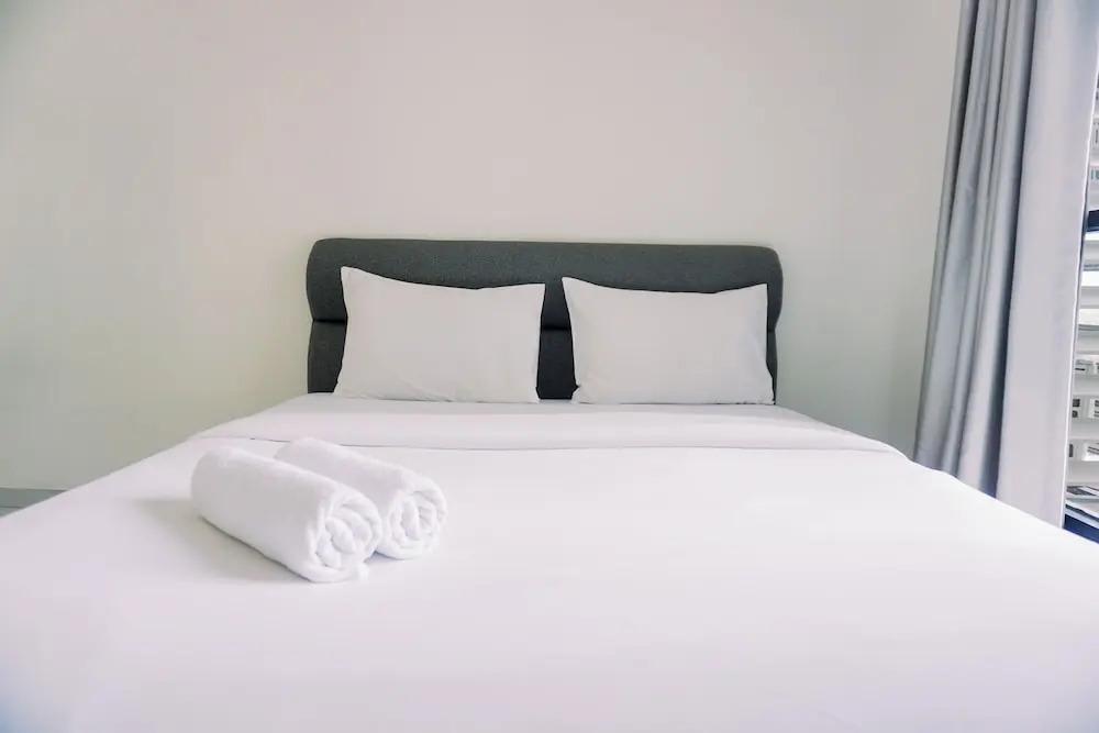 Warm And Simply Studio Room Sky House Alam Sutera Apartment — фото 3