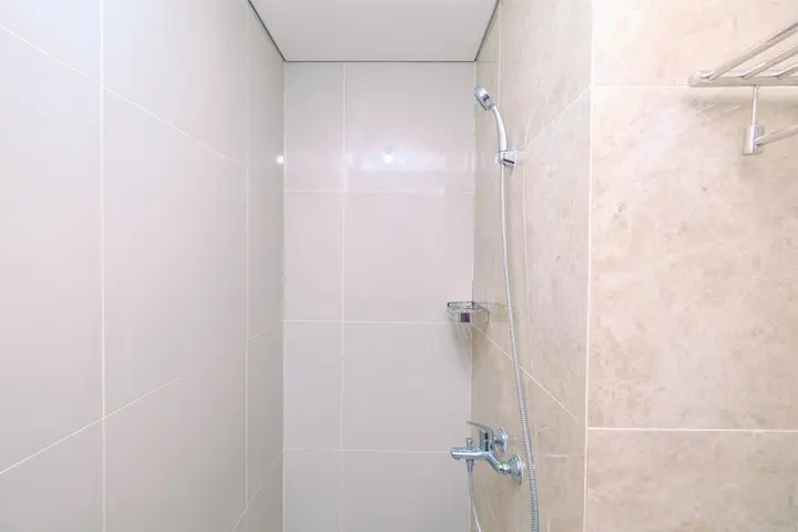 Депок: Modern Look And Homey 2Br Transpark Cibubur Apartment Near Mall