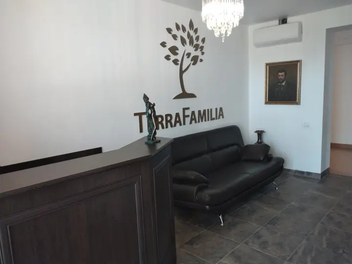 Приморский: Гостевой дом Terra Familia