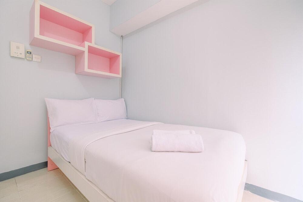 Homey And Cozy Studio Room Taman Melati Margonda Apartment — фото 2