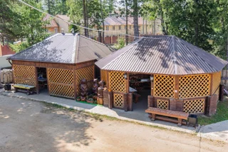 Горячинск: Гостевой дом Три медведя