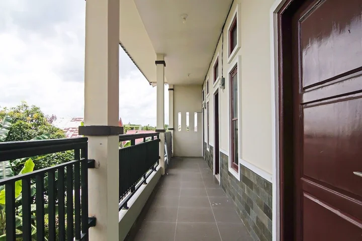 Пеканбару: SPOT ON 92570 Putri Guest House Syariah Near SPBU Rimbo Panjang
