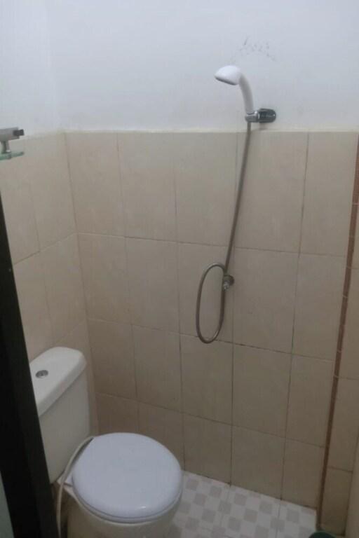 Озеро Тоба: OYO 92503 Penginapan & Villa Sirait