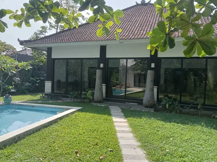 Кута: Villa Mertanadi 18