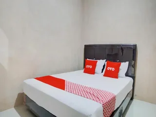 Медан: OYO 92826 Penginapan Syariah Faster Inn