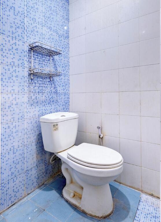 Семаранг: OYO 92877 Hotel Rainbow 7296