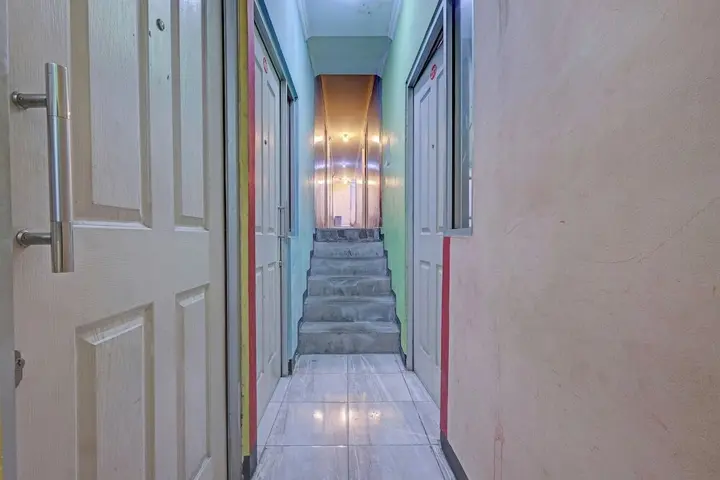 Семаранг: OYO 92877 Hotel Rainbow 7296
