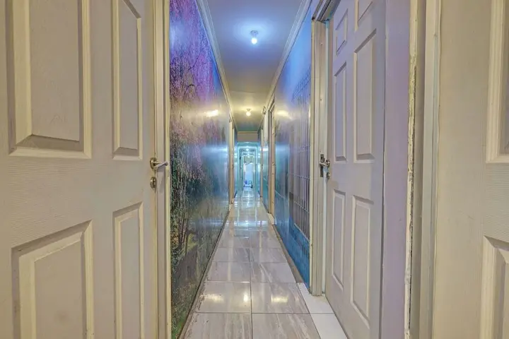 Семаранг: OYO 92877 Hotel Rainbow 7296