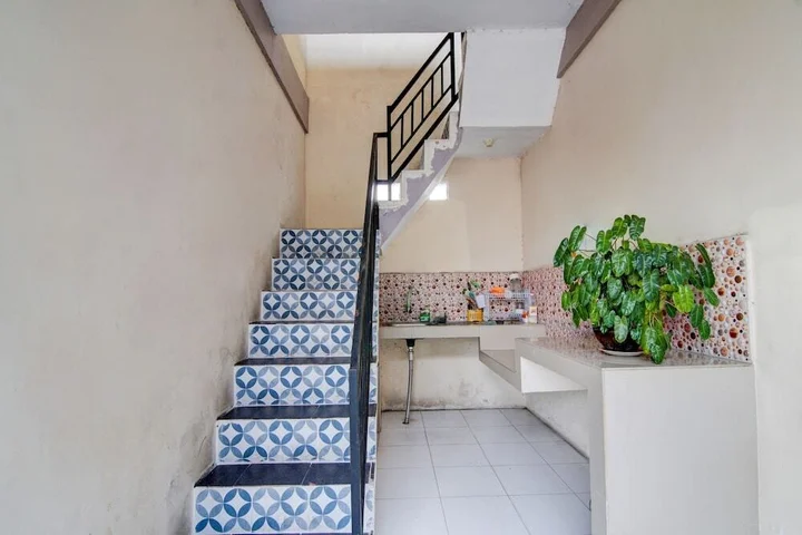 Пеканбару: OYO 92861 Raya Guest House Syariah