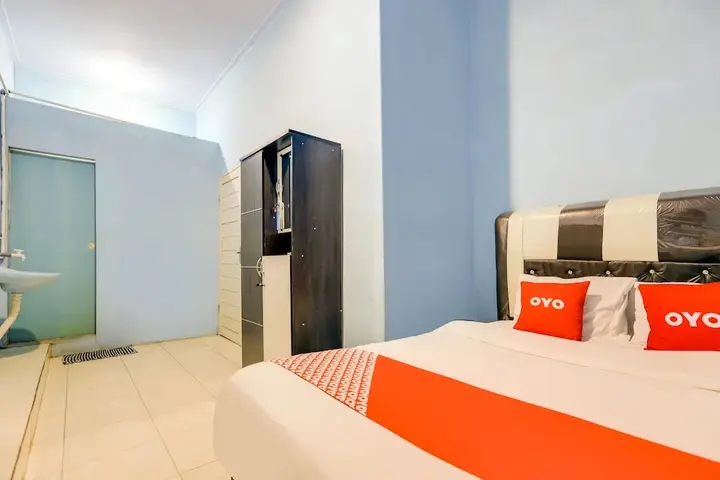 Медан: OYO 90009 Faster Inn 1