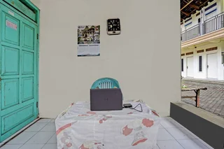 Маланг: SPOT ON 92799 Tanjung Indah Homestay Syariah