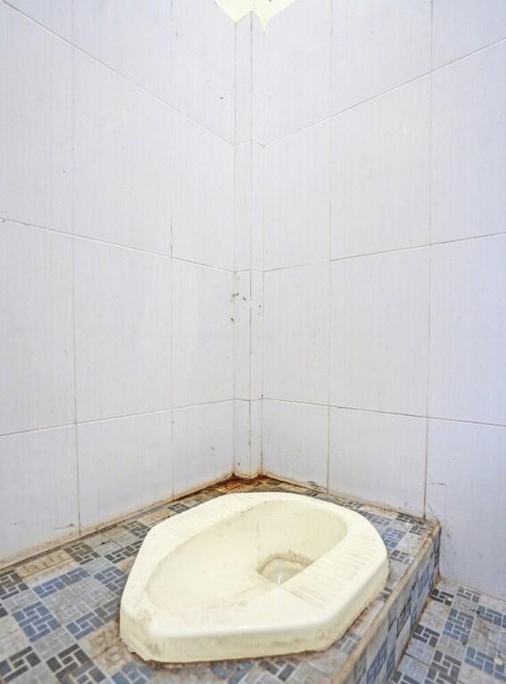 Маланг: SPOT ON 92799 Tanjung Indah Homestay Syariah