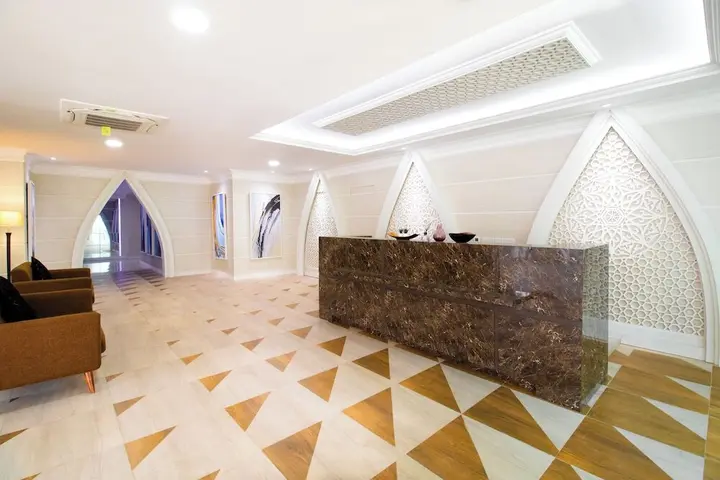 Батуретно: MIC Residence