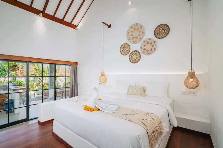 Переренан: Villa L at Seseh