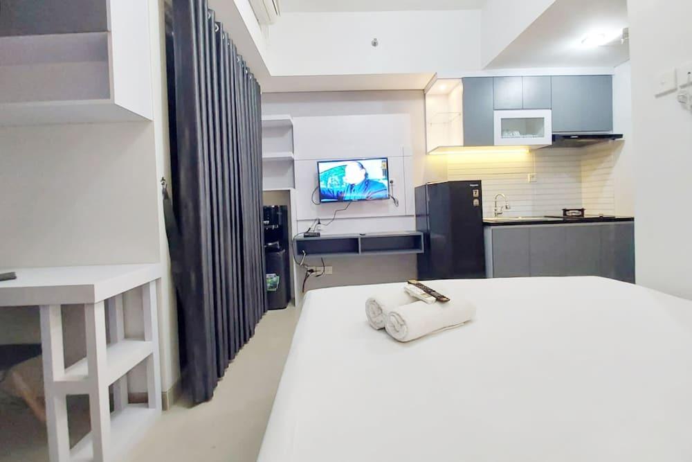 Батуретно: Homey And Cozy Living Studio Taman Melati Sinduadi Apartment