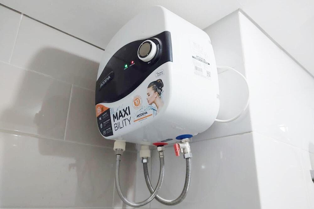 Батуретно: Homey And Cozy Living Studio Taman Melati Sinduadi Apartment