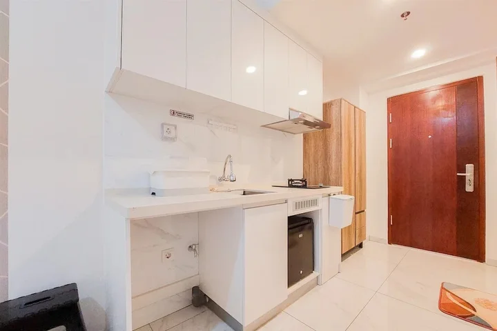 Тангеранг: Comfy And Modern Studio At Sky House Alam Sutera Apartment