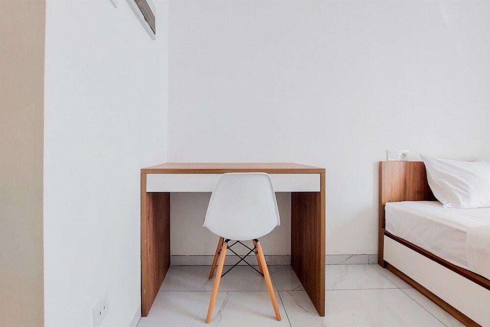 Comfortable And Homey Studio Apartment At Sky House Alam Sutera — фото 4