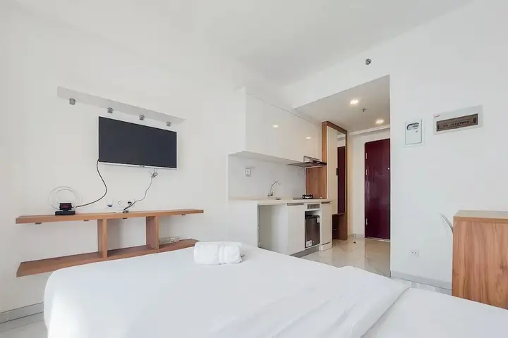 Comfortable And Homey Studio Apartment At Sky House Alam Sutera — фото 3