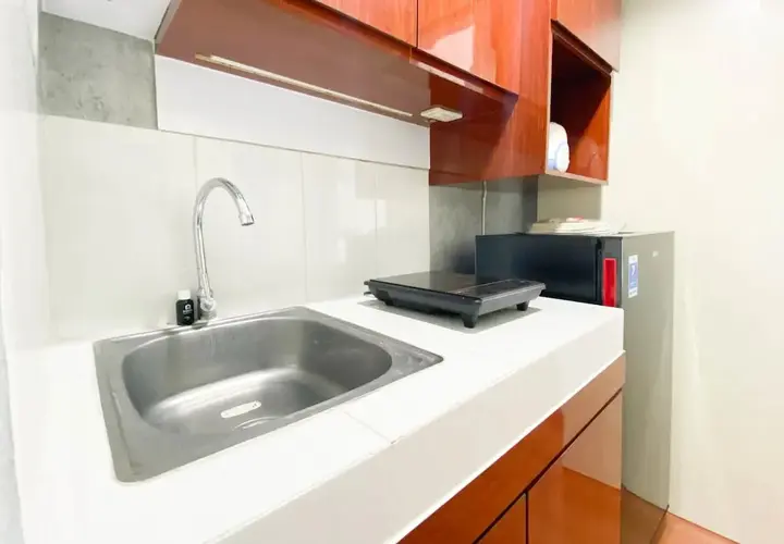Семаранг: Homey And Good Choice Studio At Amartha View Apartment