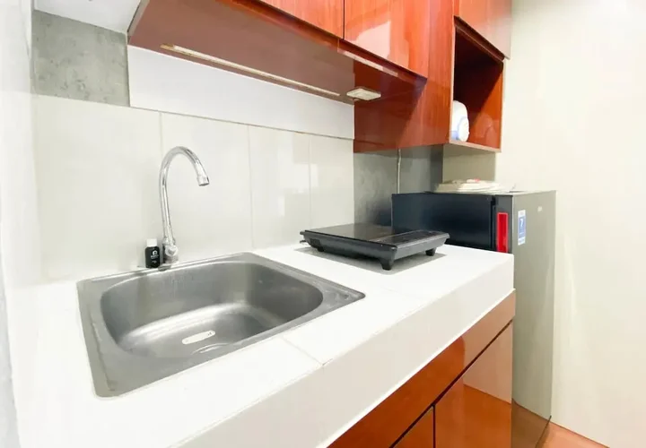 Семаранг: Homey And Good Choice Studio At Amartha View Apartment