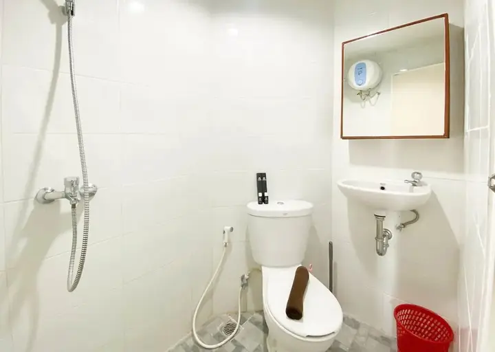Семаранг: Homey And Good Choice Studio At Amartha View Apartment