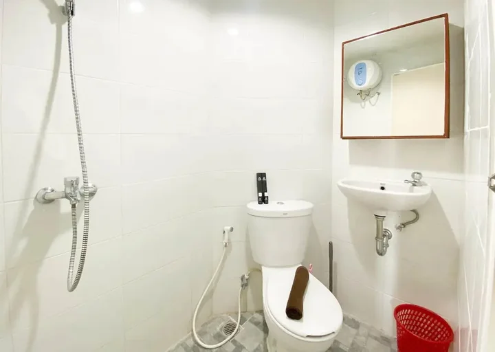Семаранг: Homey And Good Choice Studio At Amartha View Apartment