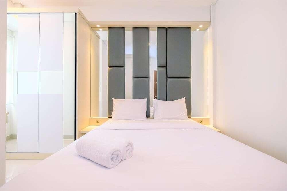 Simply Modern And Classic 2Br At Transpark Cibubur Apartment — фото 6