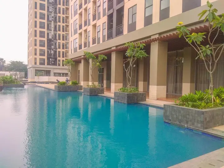 Депок: Simply Modern And Classic 2Br At Transpark Cibubur Apartment