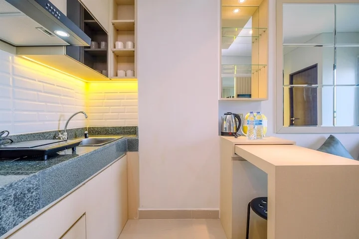 Депок: Simply Modern And Classic 2Br At Transpark Cibubur Apartment