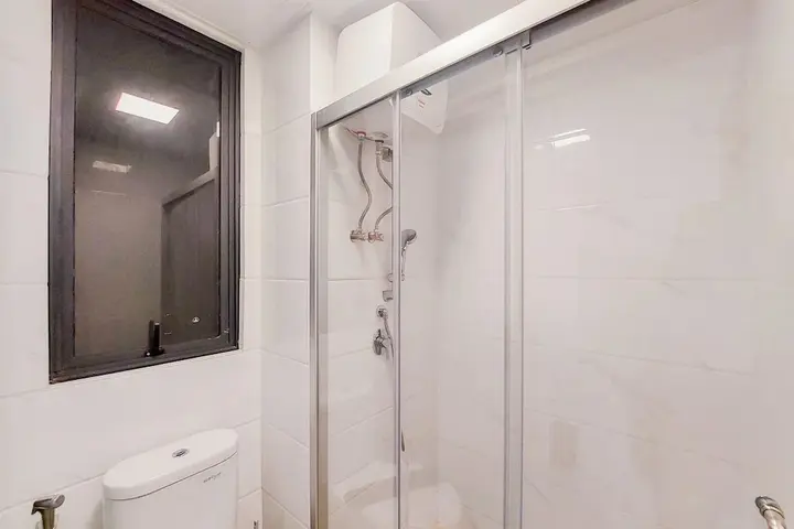 Legok: Comfortable And Homey Living 2Br At Sky House Bsd Apartment