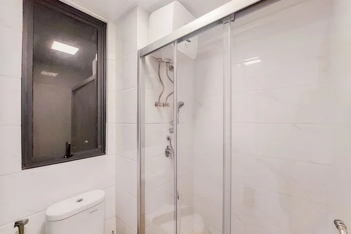 Legok: Comfortable And Homey Living 2Br At Sky House Bsd Apartment