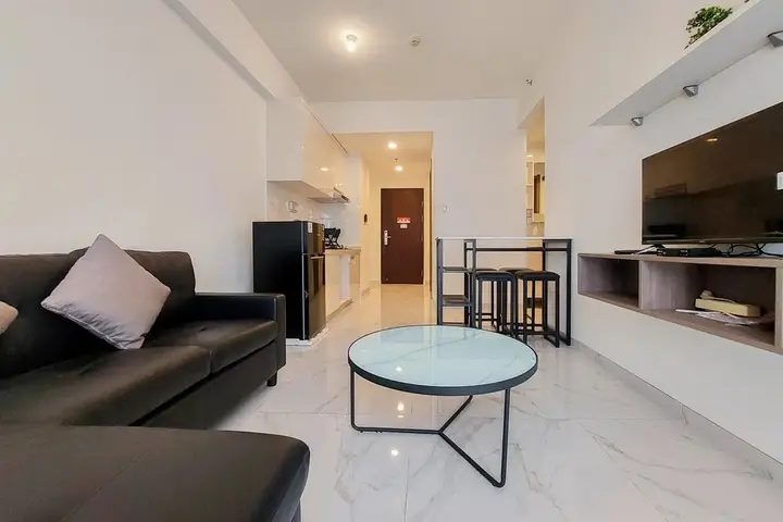 Comfortable And Homey Living 2Br At Sky House Bsd Apartment — фото 1