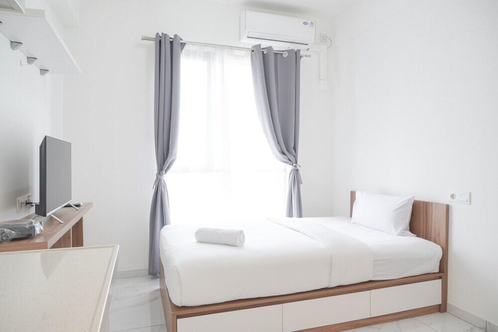 Тангеранг: Good Deal And Comfy Studio Sky House Alam Sutera Apartment