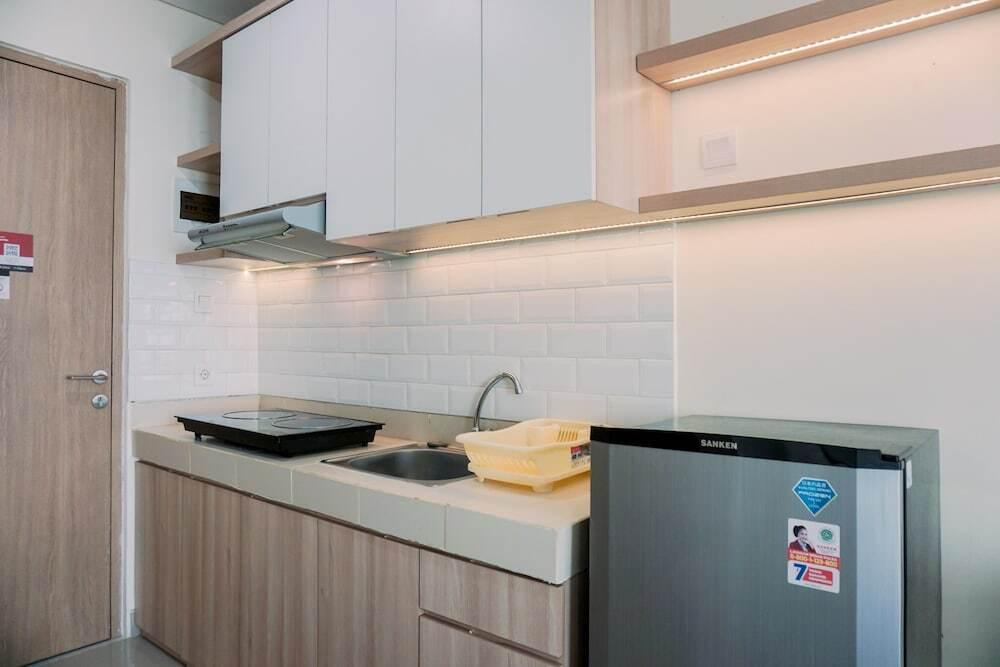 Legok: Homey Living And Comfy Studio Apartment At B Residence