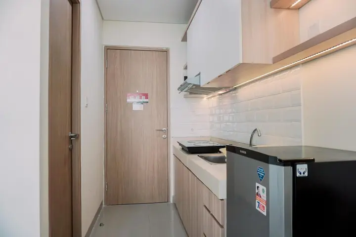 Legok: Homey Living And Comfy Studio Apartment At B Residence