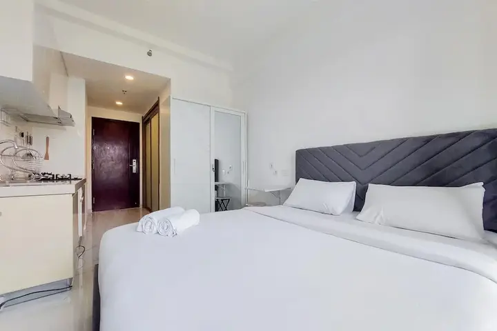 Fully Furnished With Cozy Studio Sky House Bsd Apartment — фото 4