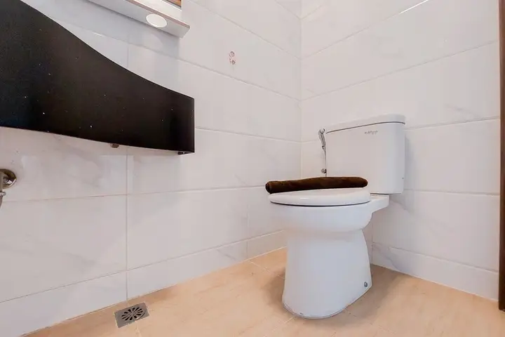 Fully Furnished With Cozy Studio Sky House Bsd Apartment — фото 6