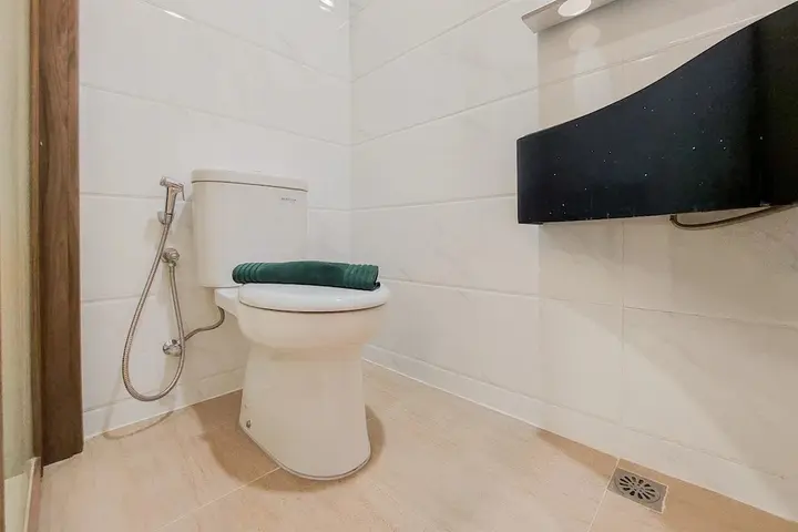 Legok: Warm And Nice Studio Room Sky House Bsd Apartment