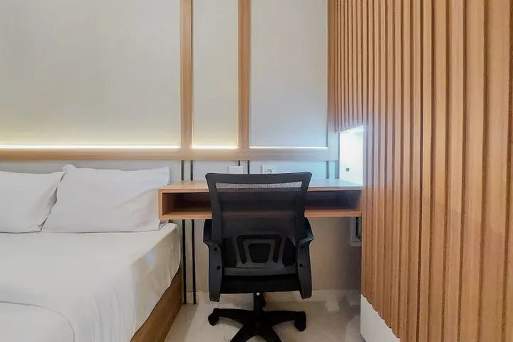 Warm And Nice Studio Room Sky House Bsd Apartment — фото 4