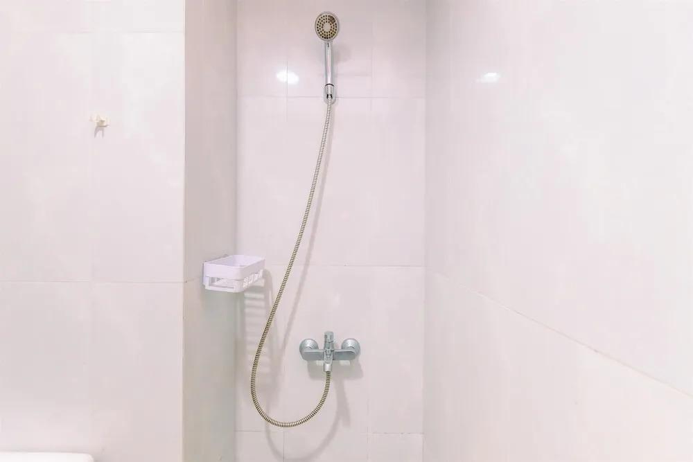 Депок: Nice And Comfortable 1Br Evenciio Margonda Apartment