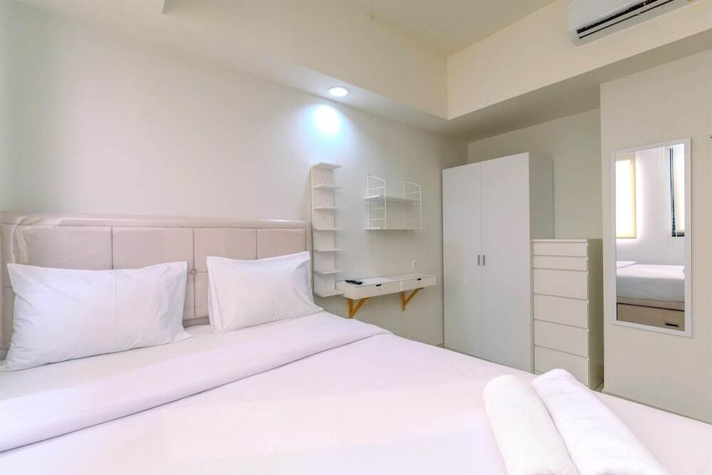 Nice And Comfortable 1Br Evenciio Margonda Apartment — фото 6
