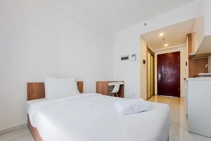 New And Comfy Studio Sky House Alam Sutera Apartment — фото 5